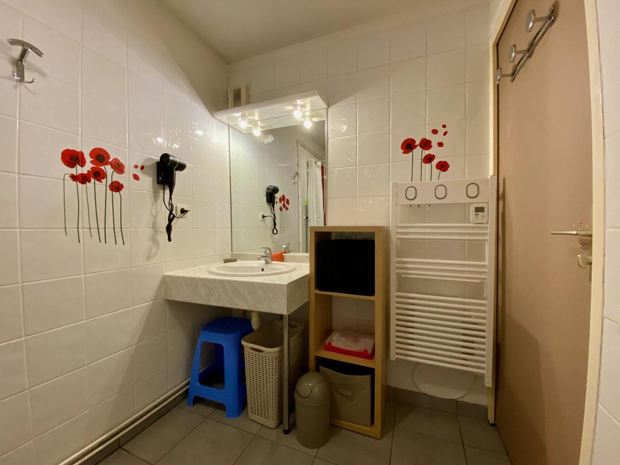 Charmant Logement De Plein Pied Avec Piscine 2* Loudenvielle Exterior foto